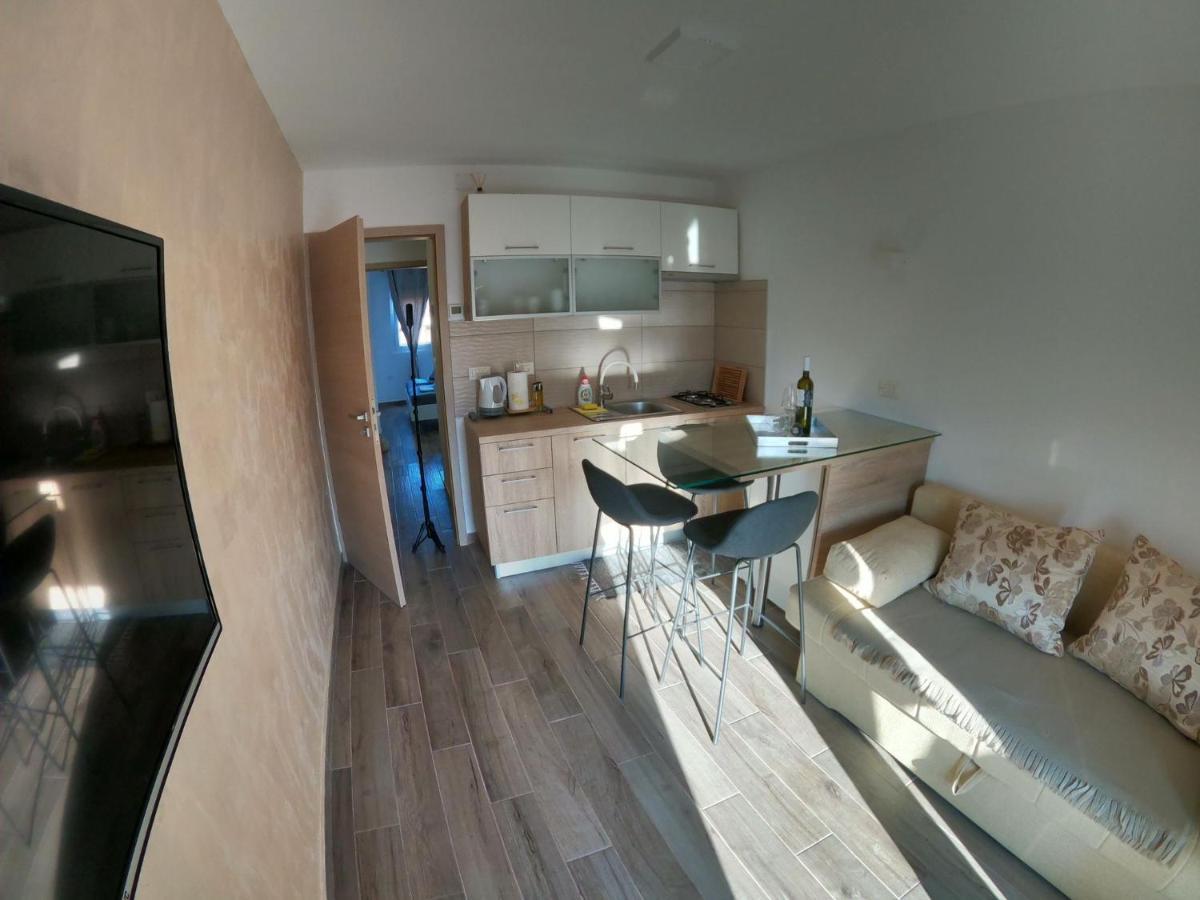 Apartamento Natalia Valbandon